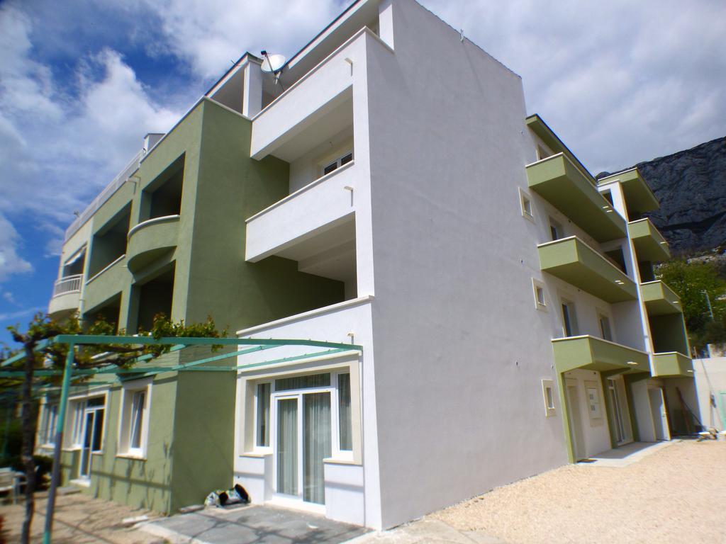 Apartments Hermes Tučepi Екстериор снимка