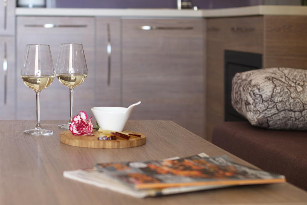 Apartments Hermes Tučepi Екстериор снимка
