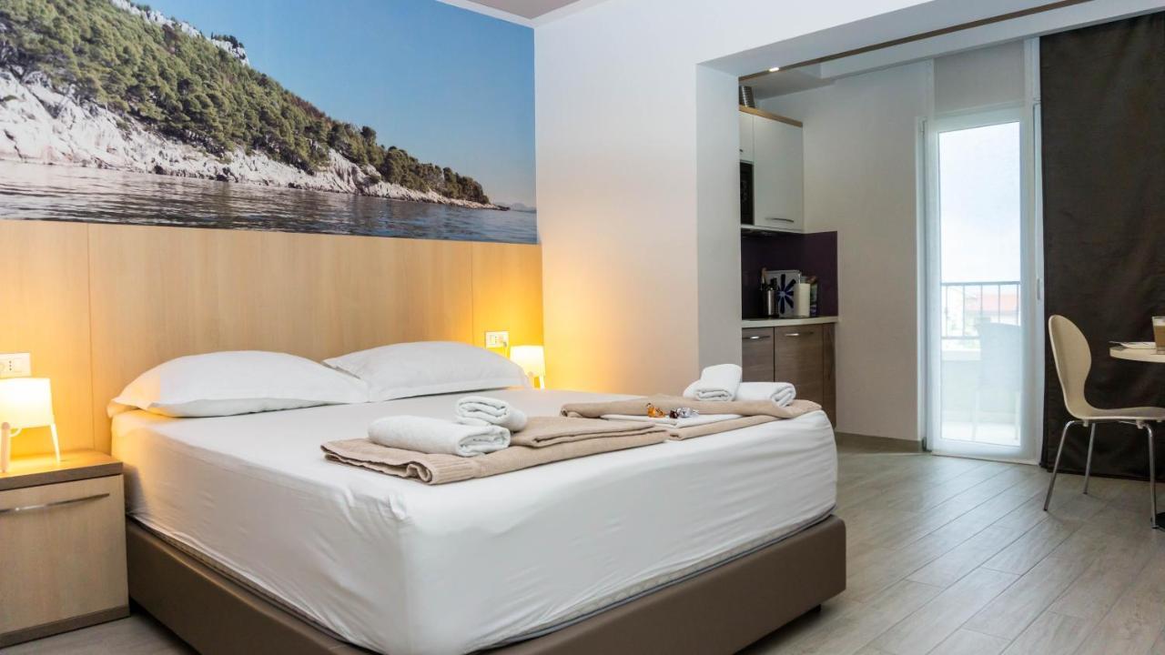 Apartments Hermes Tučepi Екстериор снимка