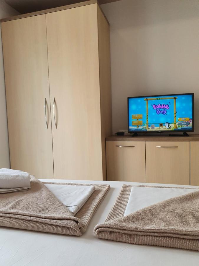 Apartments Hermes Tučepi Екстериор снимка